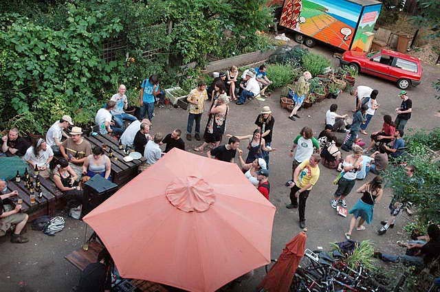 100710_d70_463-medium