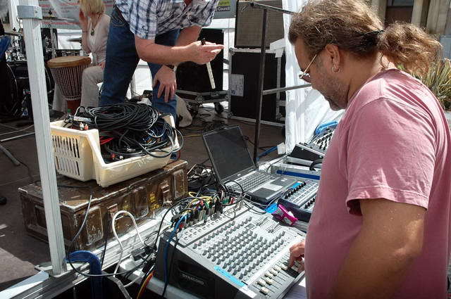 100710_d70_102-medium