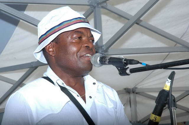 100710_d70_266-medium