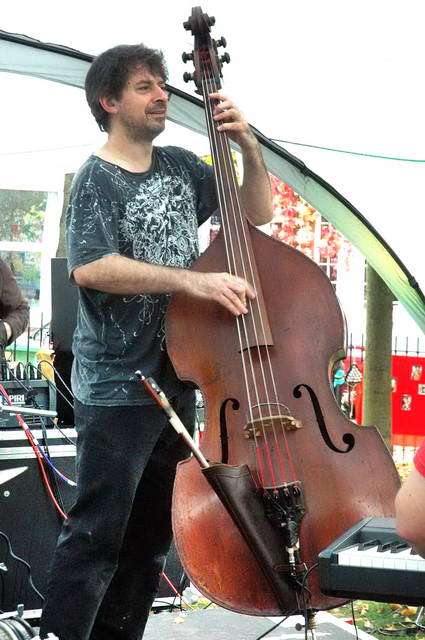 101009_d70_082-medium