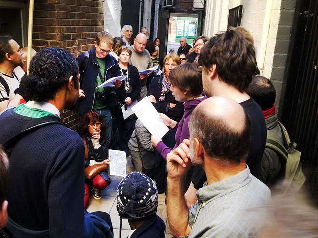 101010_e72_007-medium