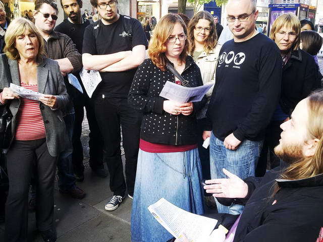 101010_e72_015-medium