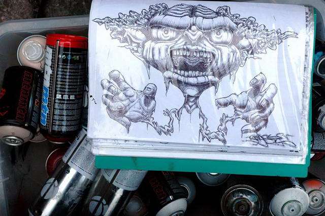 101002_d70_002-medium