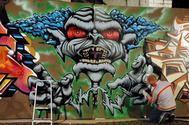 01_101002_d70_166-medium