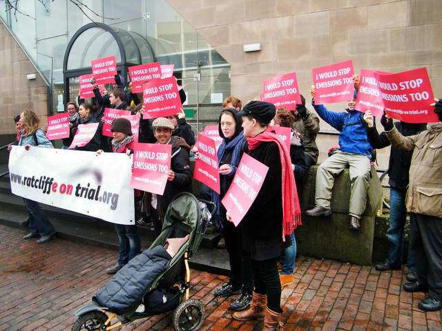 101122_fujis2000_027-medium