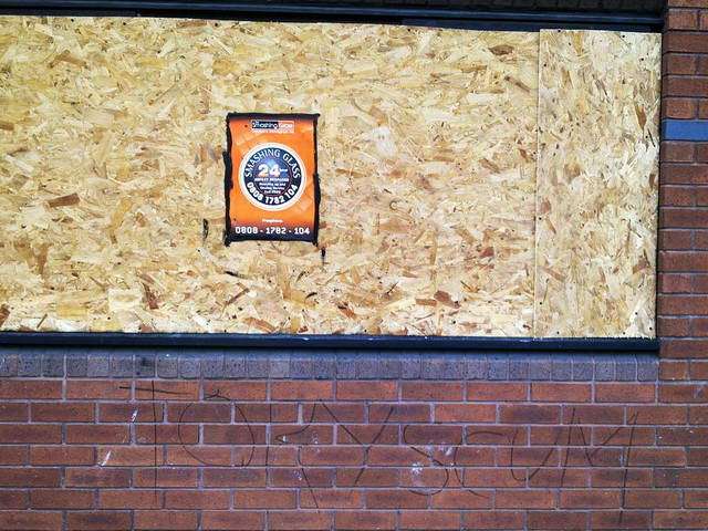 101124_e72_010-medium