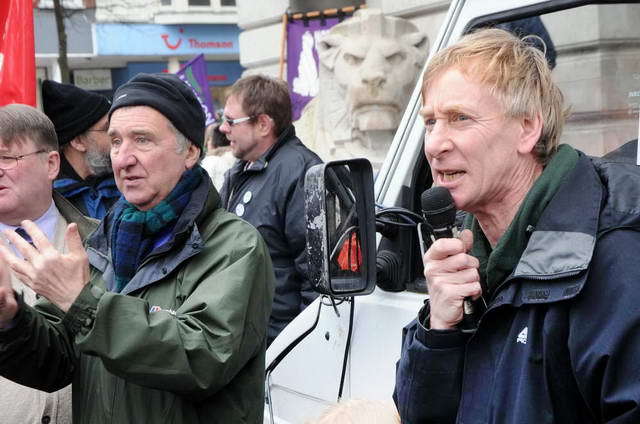 110222_d300s_035-medium