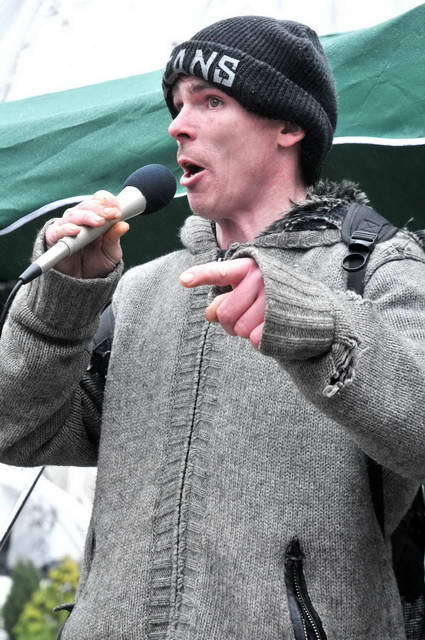 110305_d300s_039-medium