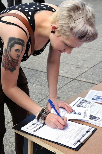 110521_d300s_025-medium