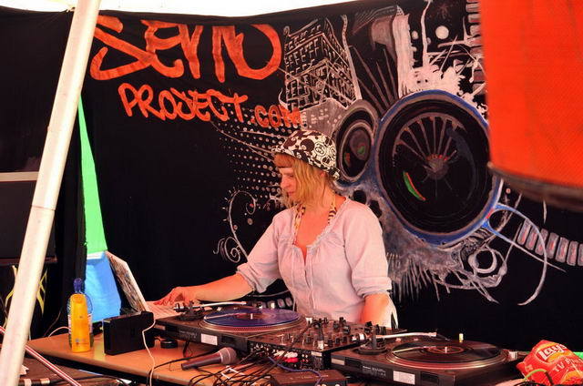 110702_d300s_496-medium