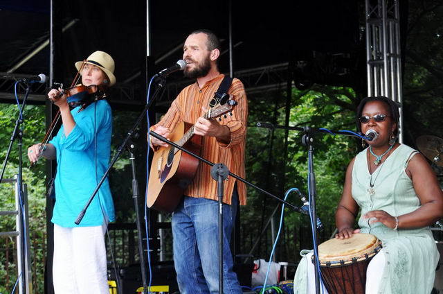 110702_d300s_340-medium