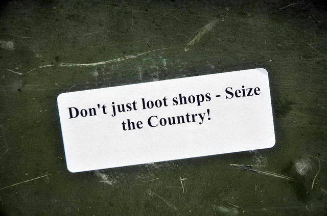 110810_d300s_001-medium