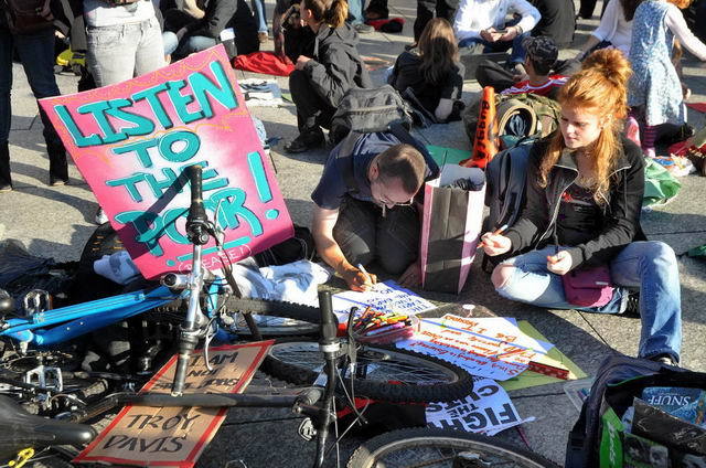 111015_d300s_349-medium