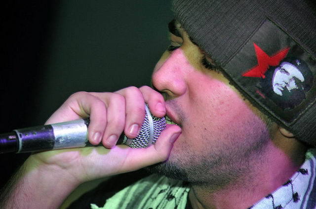 111110_d300s_133-medium