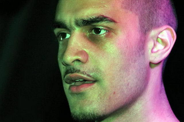 111110_d300s_254-medium