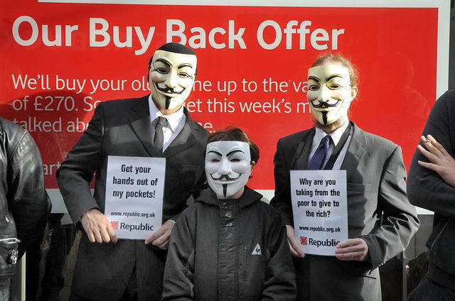 111112_d300s_003-medium