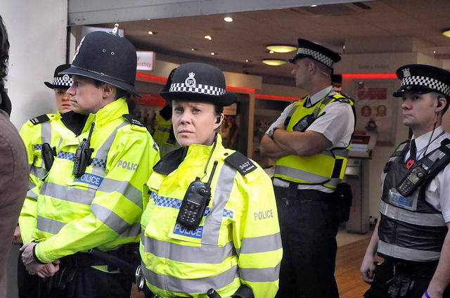 111112_d300s_098-medium