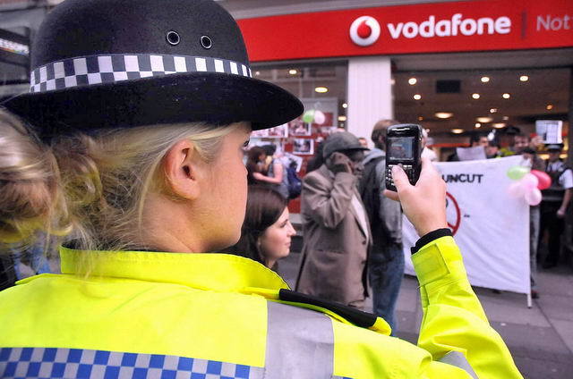 111112_d300s_107-medium