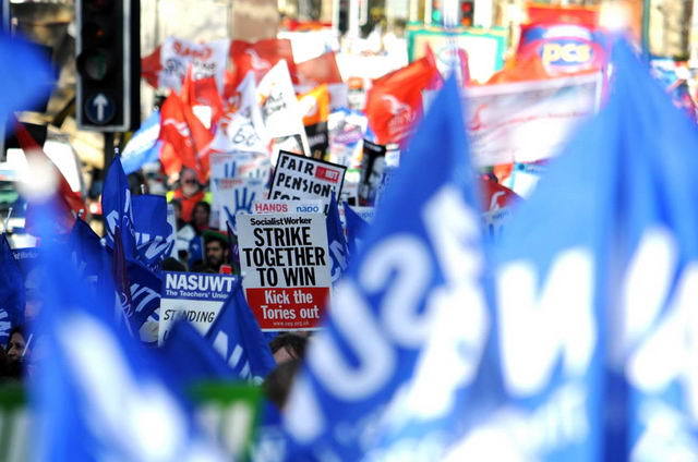 111130_d300s_139-medium