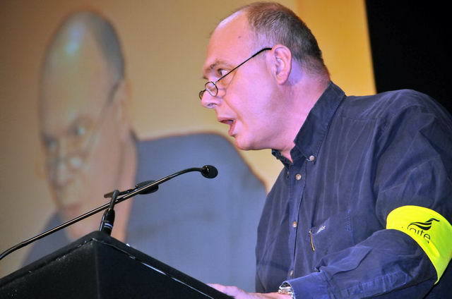 111130_d300s_333-medium