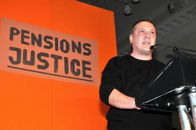 111130_d300s_343-medium