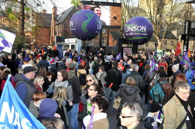 111130_d300s_293-medium