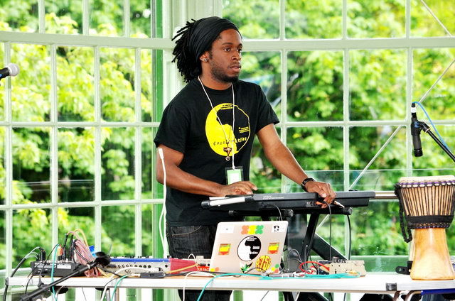 120610_d300s_040-medium