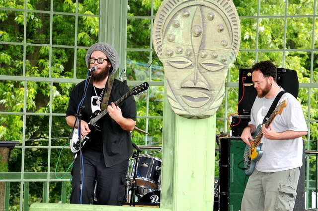 120610_d300s_041-medium