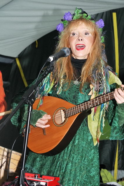 120805_d300s_105-medium