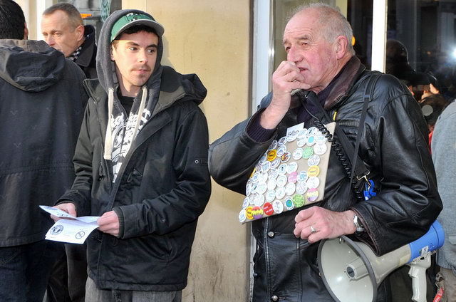 121208_d300s_075-medium